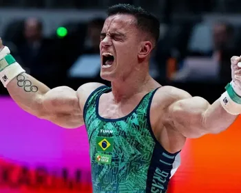 Imagem ilustrativa da imagem Ginástica Artística: Brasil avança a duas finais masculinas no Mundial