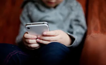Imagem ilustrativa da imagem 20% das crianças e adolescentes já receberam mensagens sexuais, diz estudo