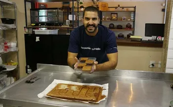 Imagem ilustrativa da imagem Aprenda a fazer um Brownie de chocolate com apenas cinco ingredientes