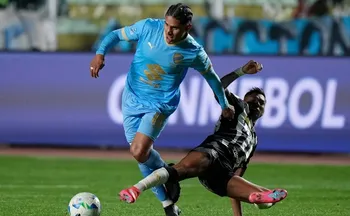 Imagem ilustrativa da imagem Atlético abre 2 a 0, joga com um a mais e cede empate ao Bolívar na Sul-Americana