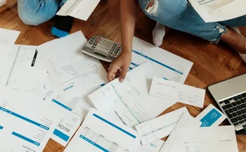 Imagem ilustrativa da imagem Mulheres brigam na Justiça para não pagar dívidas dos maridos