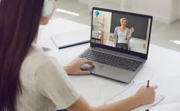 Imagem ilustrativa da imagem Sai lista de cursos superiores semipresenciais autorizados pelo MEC