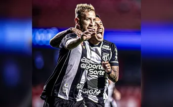 Imagem ilustrativa da imagem São Paulo perde do Ceará, chega a quatro derrotas seguidas e agrava crise