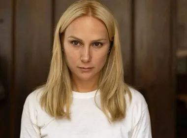 Imagem ilustrativa da imagem Atriz que vive Elize Matsunaga em série fez aulas para saber esquartejar