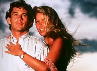 Imagem ilustrativa da imagem Ayrton Senna: Como Adriane Galisteu recebeu a notícia da morte do piloto?