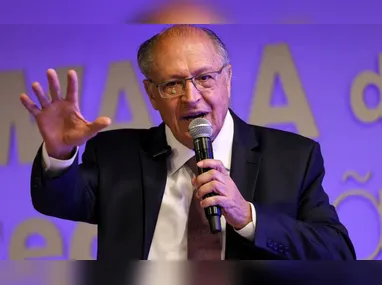 Frota tem mandato de vereador cassado por associar Jean Wyllys a pedofilia