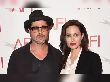 Imagem ilustrativa da imagem Angelina Jolie relata divórcio traumático de Pitt e fala em dificuldade financeiras