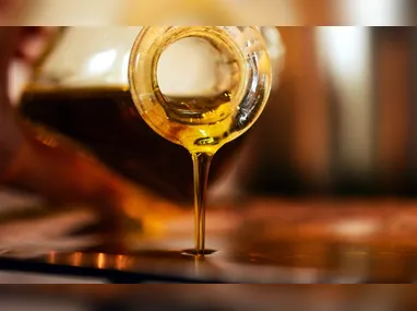 Imagem ilustrativa da imagem Anvisa proíbe marca de azeite de oliva por origem desconhecida