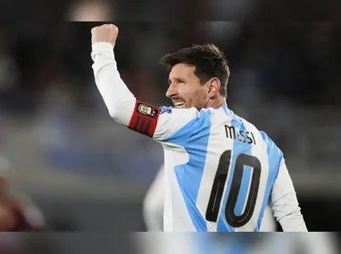 Imagem ilustrativa da imagem Após gols e festa, Messi volta a colocar em dúvida sua participação na Copa