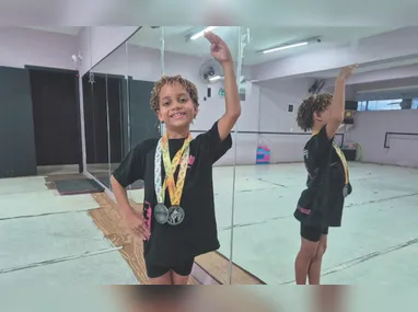 Imóvel desabou durante a madrugada