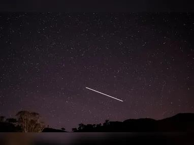 Imagem ilustrativa da imagem Chuva de meteoros Oriônidas pode ser vista na madrugada desta terça para quarta