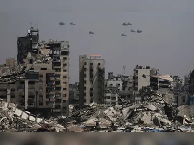 Egito e Catar elaboram plano de libertação de reféns em troca do fim da guerra em Gaza