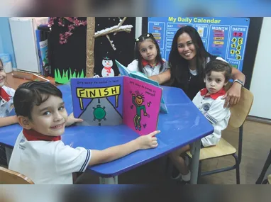 Lucas Henrique Dias, 13 anos, Julia Pereira, 15 anos, Ana Clara Cardoso, 16 anos, e Natalia de Almeida, 17 anos