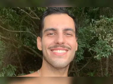 Alícia Valentina Lima dos Santos Silva foi interceptada na quarta-feira (3) no banheiro da escola e espancada por quatro meninos e uma menina