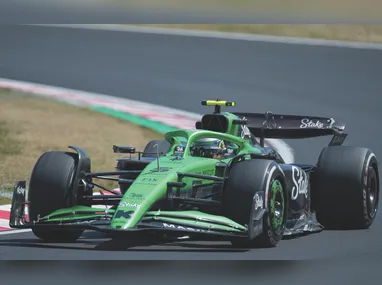 Imagem ilustrativa da imagem Fórmula 1: carros voltam à pista após férias