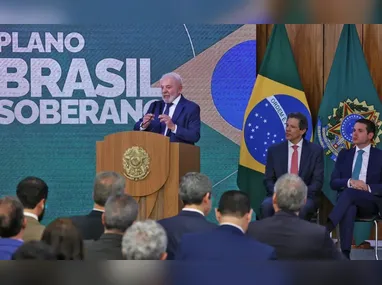 'Mau exemplo para a humanidade', diz Lula sobre suspensões de vistos dos EUA