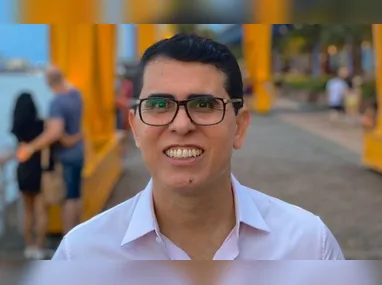 Autor Junior Rostirola participa de conferência sobre fé e propósito na infância