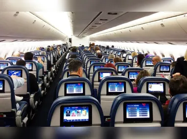 Imagem ilustrativa da imagem Inteligência Artificial pode deixar viagens aéreas mais caras. Entenda