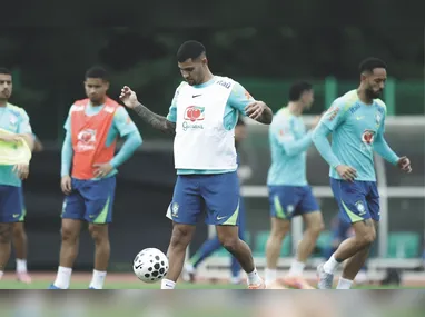 Imagem ilustrativa da imagem Intocável, Bruno Guimarães deve seguir como titular no amistoso contra o Japão
