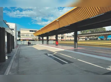 Lara Siqueira foi coroada a nova rainha após vencer o concurso realizado durante o Cacau Fest, em Linhares