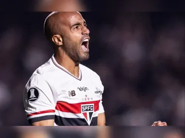 Oposta Rosamaria (11 pontos) foi um dos destaques do time de José Roberto Guimarães