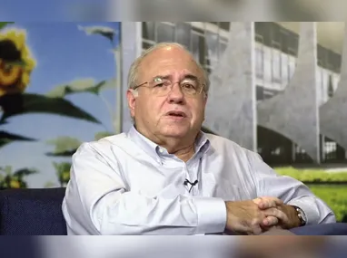 Luis Fernando Verissimo morreu após complicações de uma pneumonia