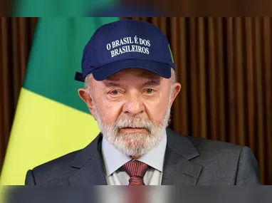 Fachada do condomínio Solar de Brasília, onde mora e cumpre prisão domiciliar o ex-presidente Jair Bolsonaro.