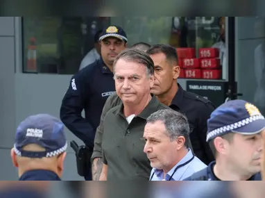 Bolsonaro retira lesões na pele; entenda o procedimento médico