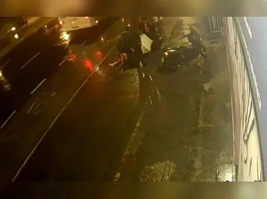Batida envolveu dois carros de passeio