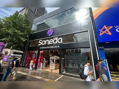 Carrinho de compras em supermercado: lojas já ficaram sem funcionar aos domingos no Estado de 2009 a 2018