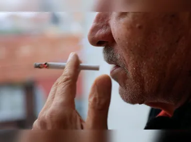 Imagem ilustrativa da imagem Órgãos que têm contato com a fumaça do cigarro podem desenvolver câncer