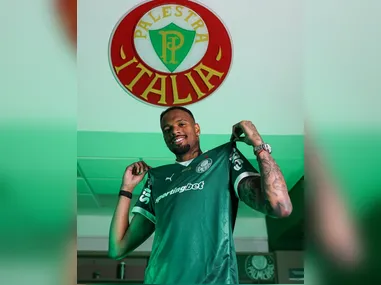 Imagem ilustrativa da imagem Palmeiras oficializa o goleiro Carlos Miguel, ex-Corinthians