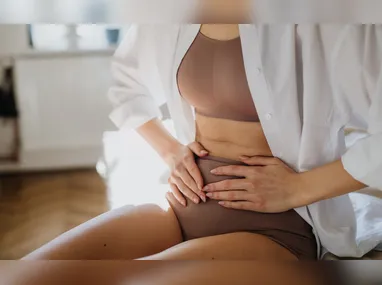 Imagem ilustrativa da imagem Pesquisadores buscam voluntárias para tratamento contra cólica menstrual