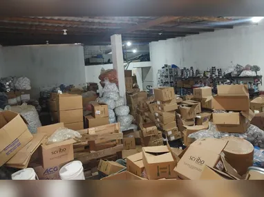 Imagem ilustrativa da imagem Polícia fecha laboratório clandestino e apreende 500 kg de produtos em Itapemirim