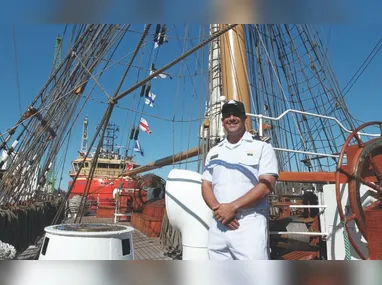 Imagem ilustrativa da imagem Por dentro de um veleiro da Marinha em Vitória