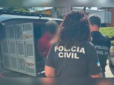 Suspeito foi localizado por equipes da polícia na casa em que estava residindo no município