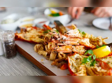 Imagem ilustrativa da imagem Quando o mar chega a cidade: Festival de Mariscos promete surpreender paladares