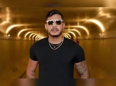 Poliana Rocha contou sobre quando o marido, Leonardo,  conheceu um adolescente em Ilhéus