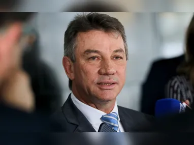 Zambelli fugiu para a Itália para escapar da condenação de dez anos de prisão determinada pelo STF