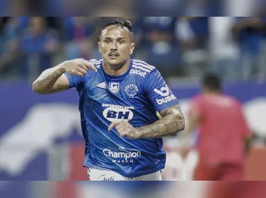 Paulo "Zé Doido" encara o norte-americano Wayna Reid nesta sexta-feira, nos EUA