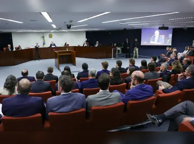 Jair Bolsonaro apresenta nesta quarta-feira sua defesa no STF. Mesmo se for condenado, pode ser beneficiado por mudanças na lei