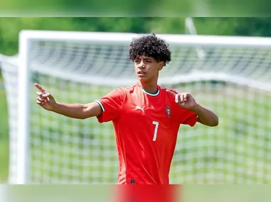 Imagem ilustrativa da imagem Seleção portuguesa sub-16 convoca filho de Cristiano Ronaldo