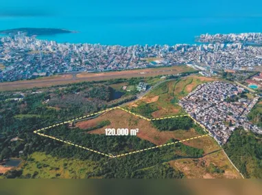 Complexo portuário de Vitória.