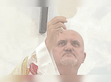 Em comemoração aos 104 anos do município de Colatina, o padre Fábio de Melo se apresenta na festa "Viva Colatina 2025".
