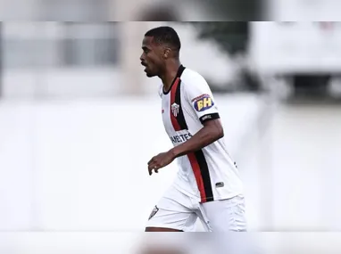 Mercedes confirma Russell e Antonelli para próxima temporada da Fórmula 1