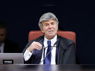 Fux vota pela absolvição de ex-comandante da Marinha Almir Garnier