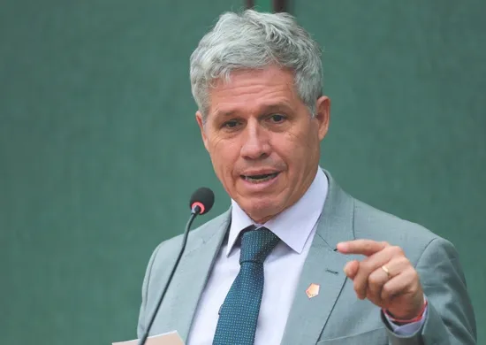 Imagem ilustrativa da imagem Carne e café são os próximos a sair do tarifaço, diz ministro
