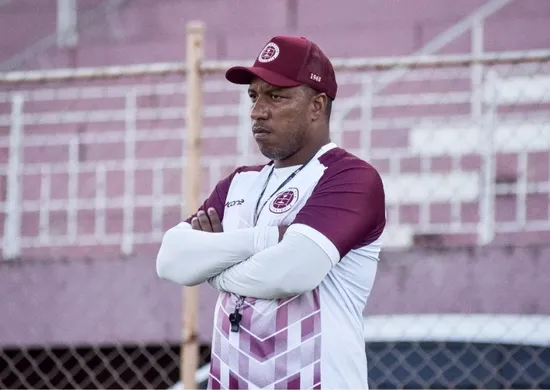 Imagem ilustrativa da imagem Desportiva renova com o técnico Rodrigo César para a temporada 2026