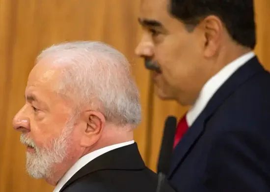 Imagem ilustrativa da imagem Lula sai em defesa da Venezuela e diz que povo de lá é 'dono do próprio nariz'
