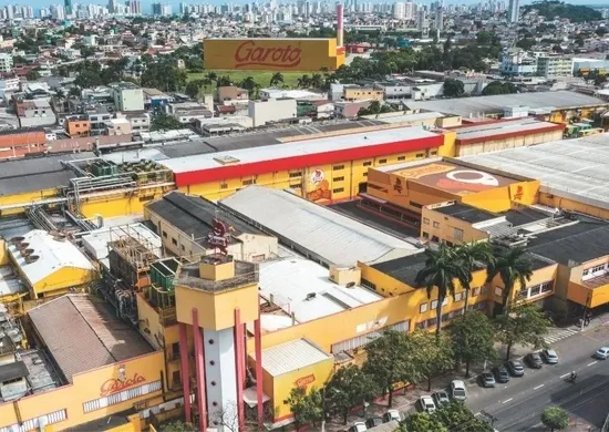 Imagem ilustrativa da imagem Nestlé anuncia corte de 16 mil empregos para acelerar redução de custos